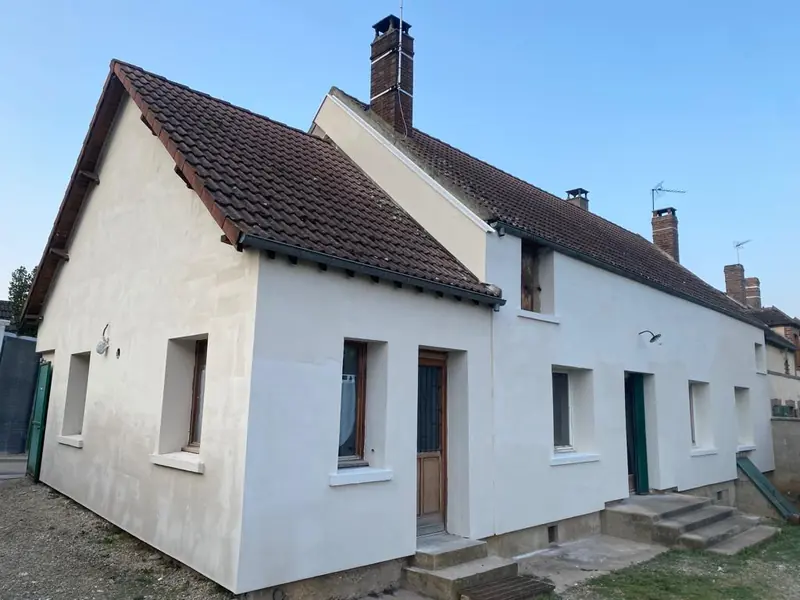 Façade de maison rénovée